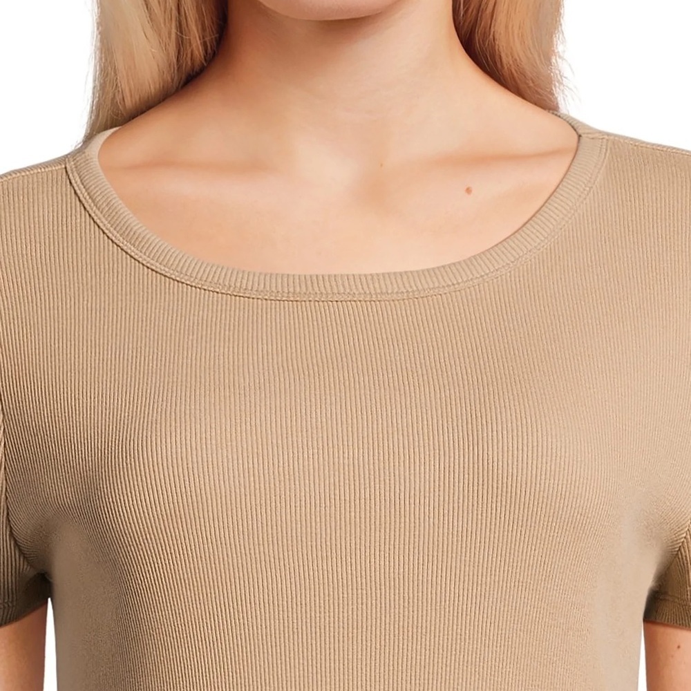 Claudia D Women’s Cream Ribbed Short Sleeve Top Size Medium